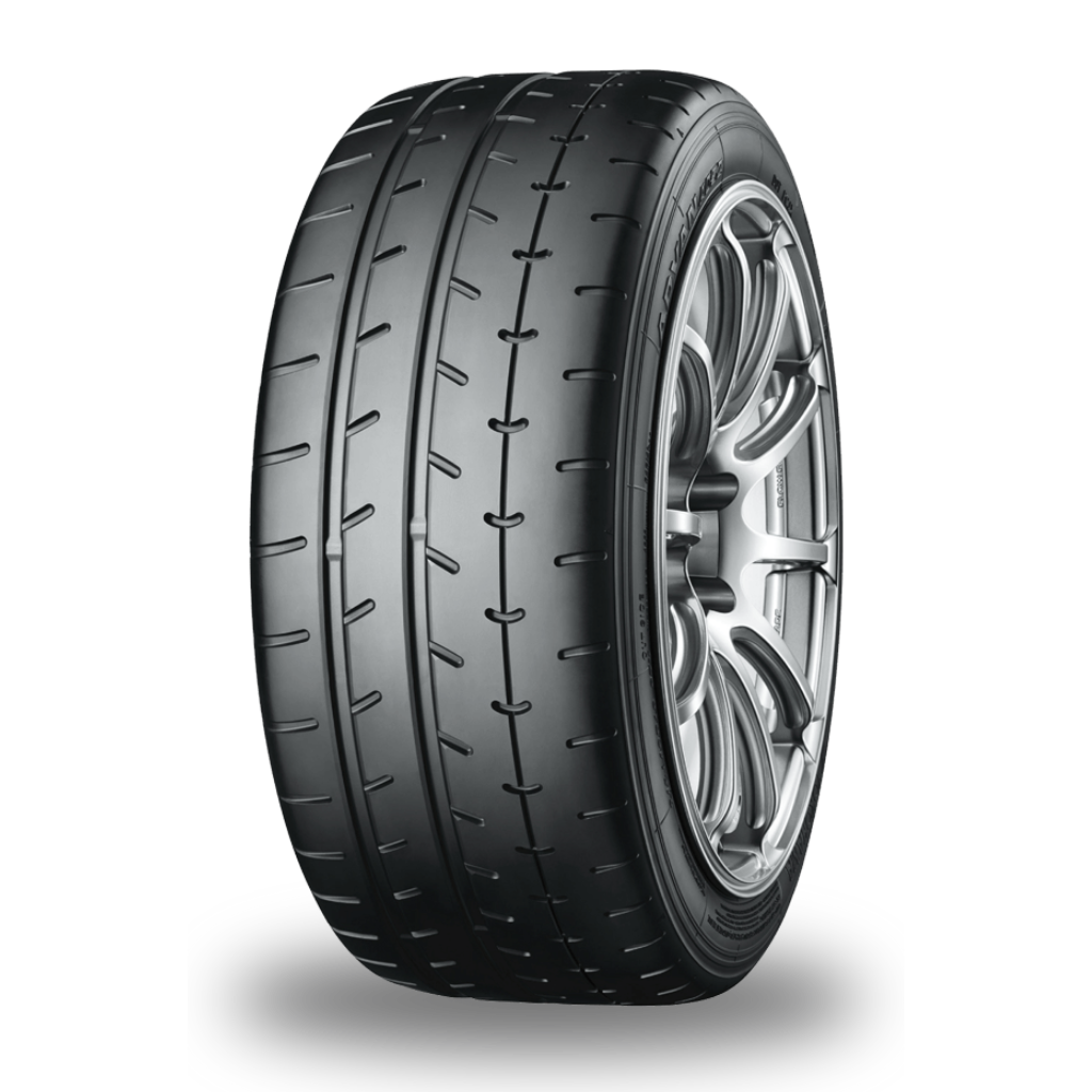 215/45R17 Yokohama A052