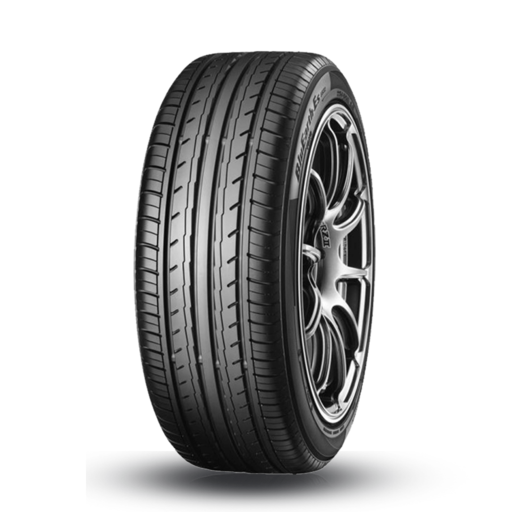 Yokohama Es32 235/40R18 